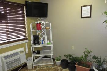 Economy Inn & Suites Joplin